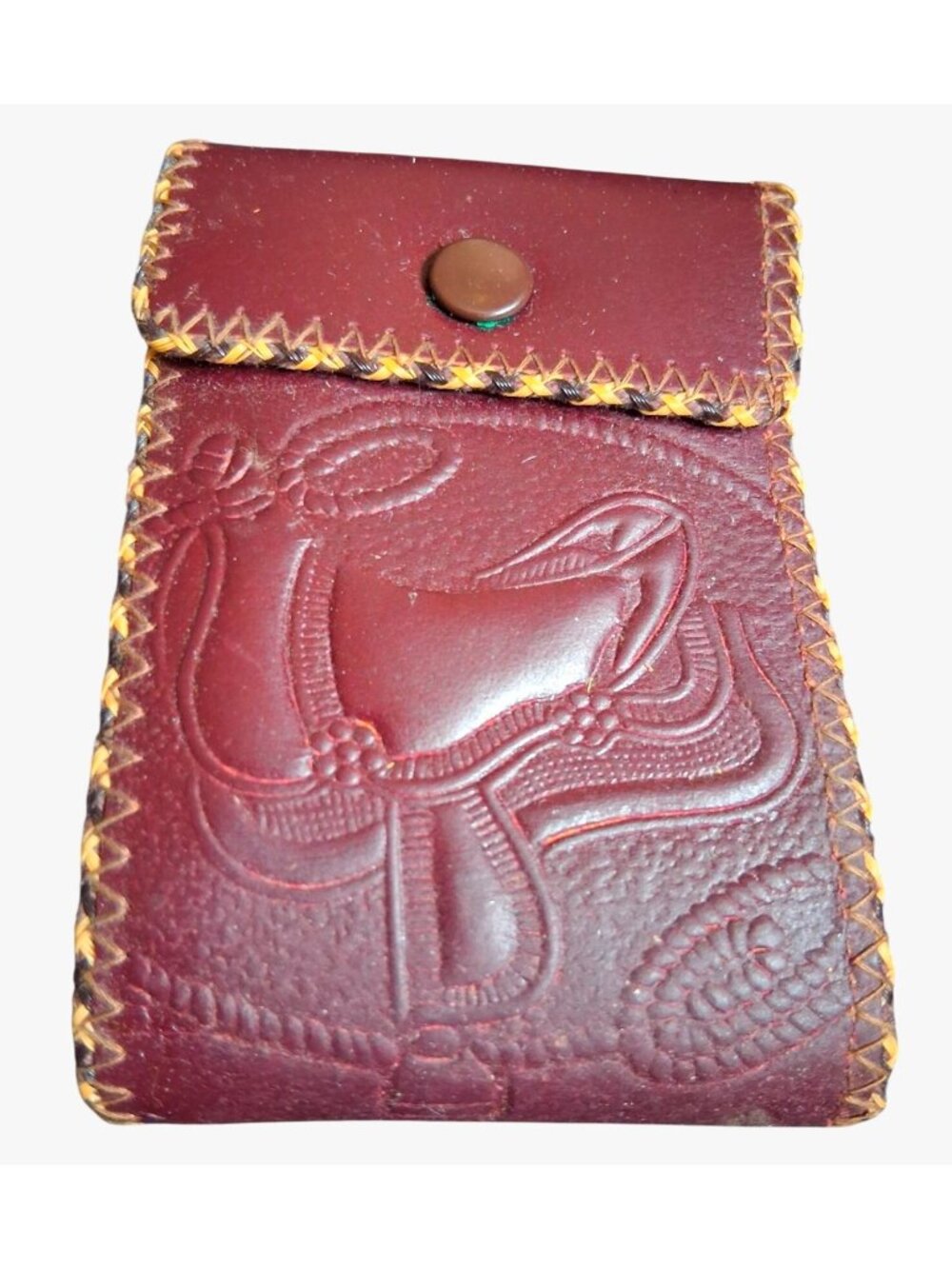 Vintage Genuine Leather Coin Pouch With Embossed Saddle Design And Snap Closure